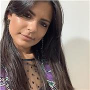 Laureata in Economia aziendale impartisce lezioni in materie economico/aziendali per studenti liceali ed universitari